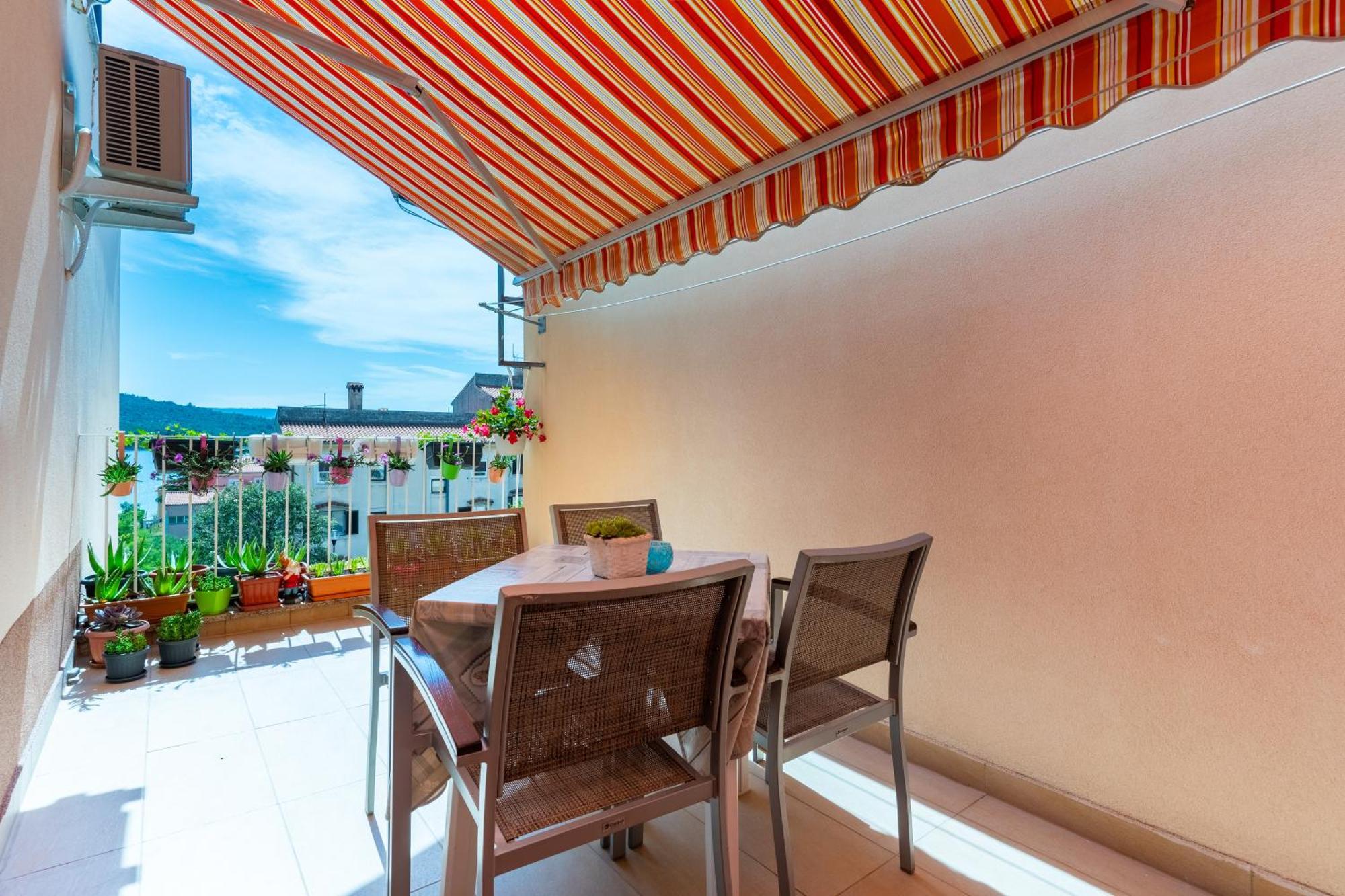 Apartman Laura Црес Екстер'єр фото